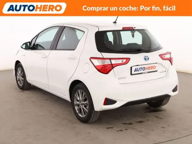 Toyota Yaris view 4