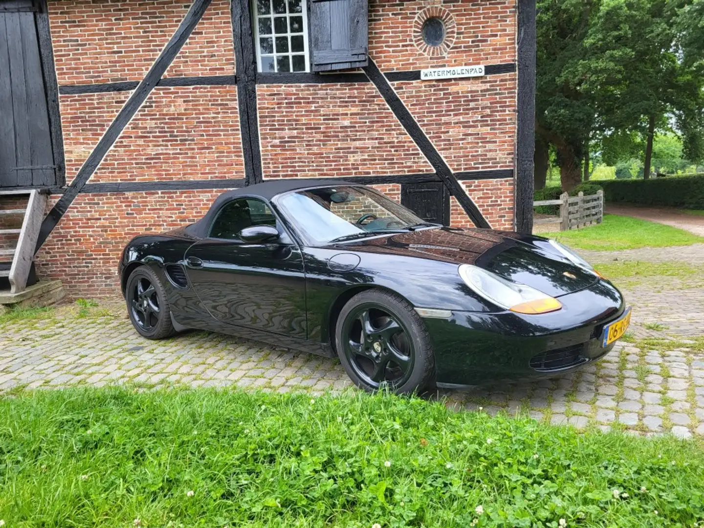 Porsche Boxster 2.7 met garantie. 8 x Boxster op voorraad Schwarz - 1