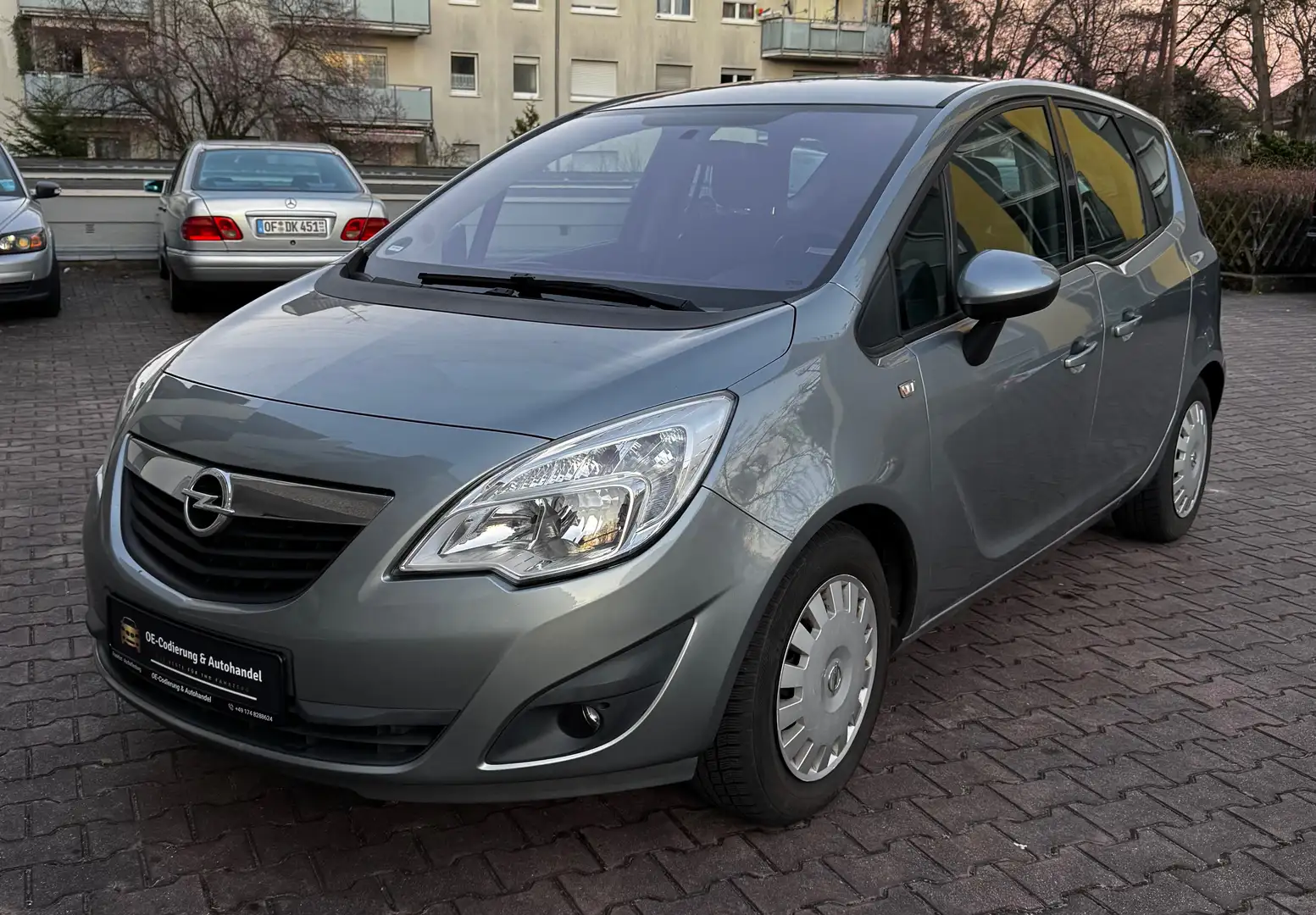 Opel Meriva Turbo Edition *8-FACH*TÜV*2-ZONEN KLIMAAUTOMA.* Grau - 2
