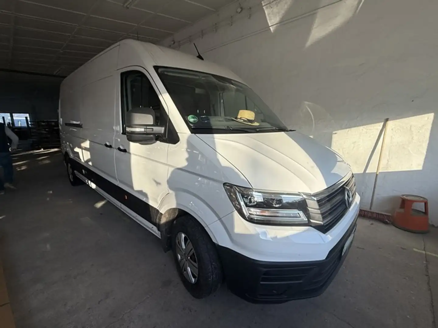 Volkswagen Crafter Kasten 35 langer Radstand LED Weiß - 1