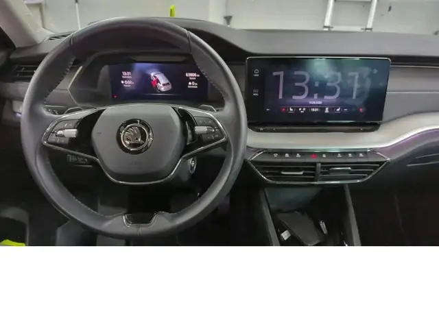 Skoda Octavia view 11