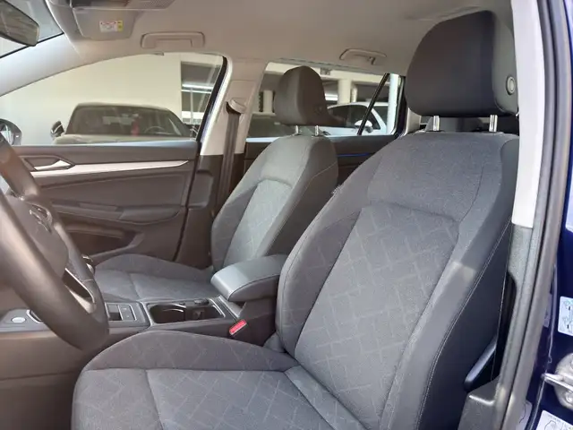 Volkswagen Golf view 13