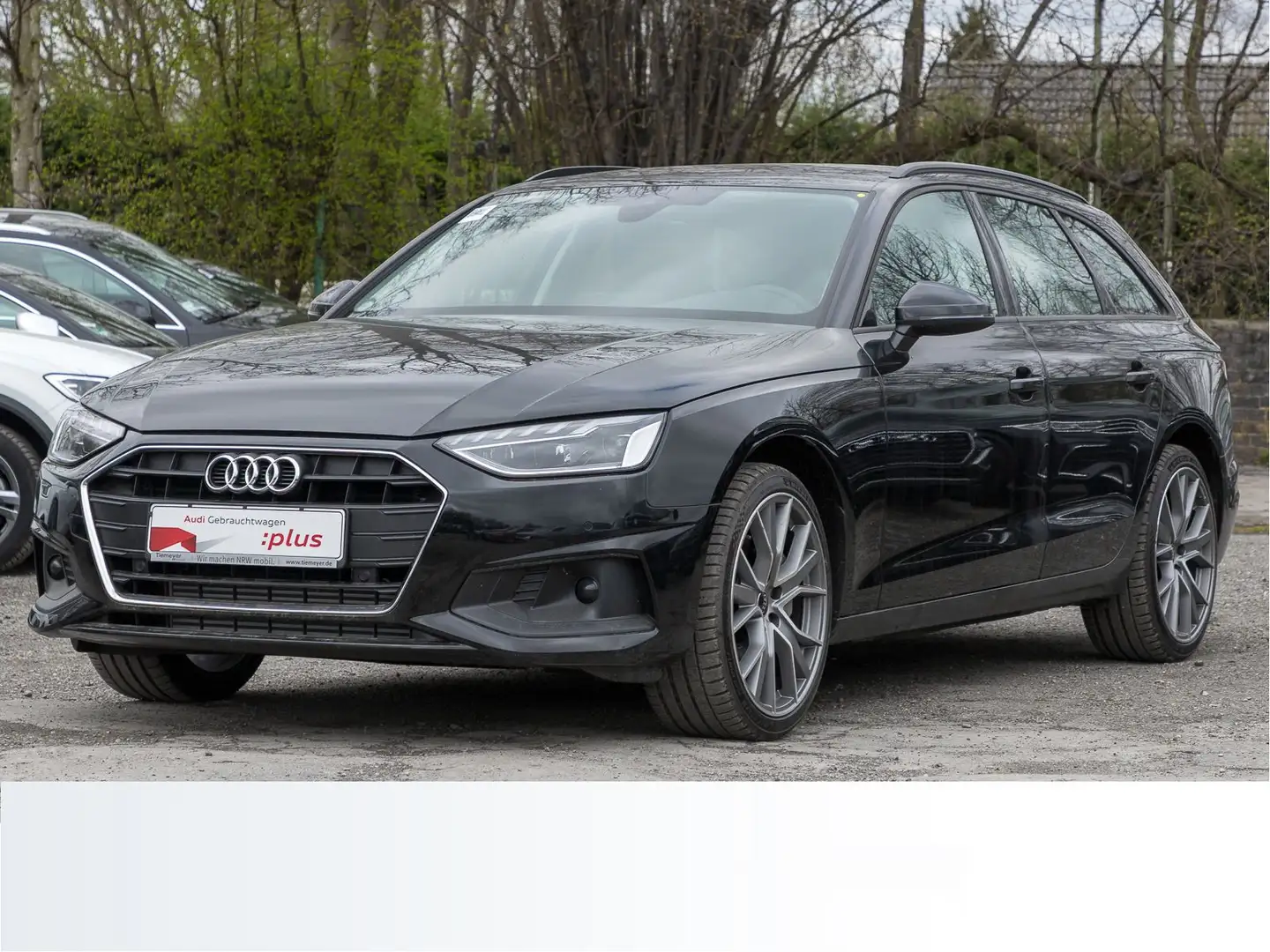 Audi A4 40 TFSI AHK BUSINESS LM18 Noir - 2
