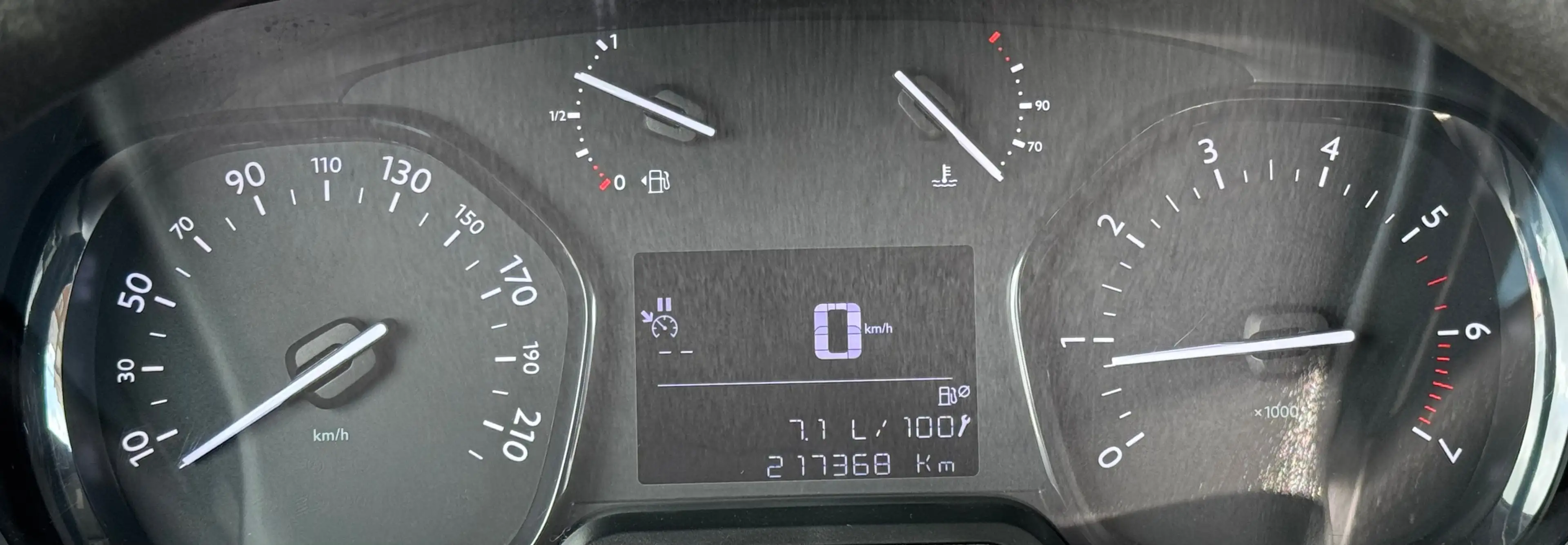 Citroen Spacetourer 1.6 HDI// 8 PLACES // CRUISE CONTROL // CLIM // RADAR — photo 7