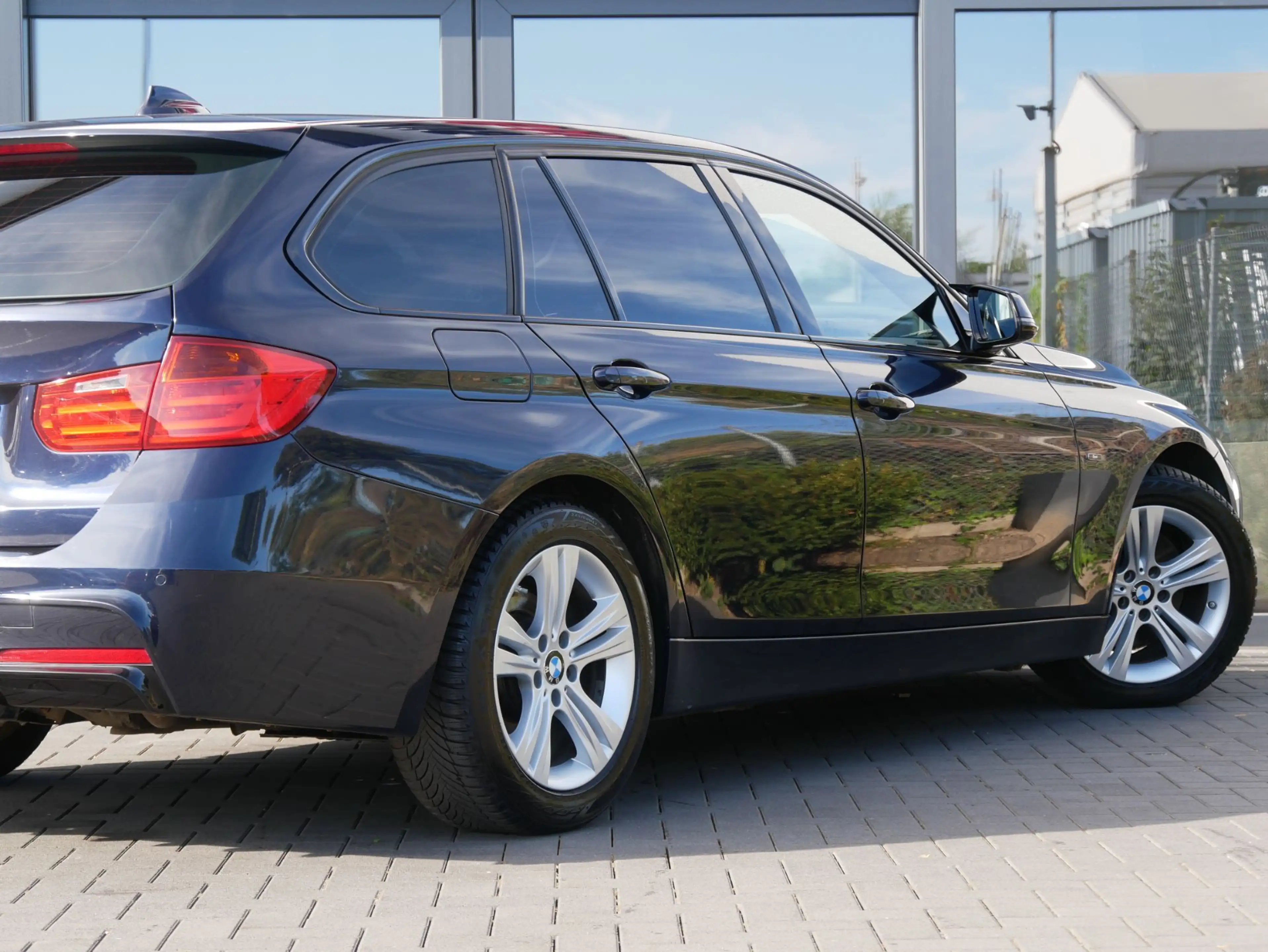 BMW 325 325 d Touring PANO*PDC*SHADOW — photo 15