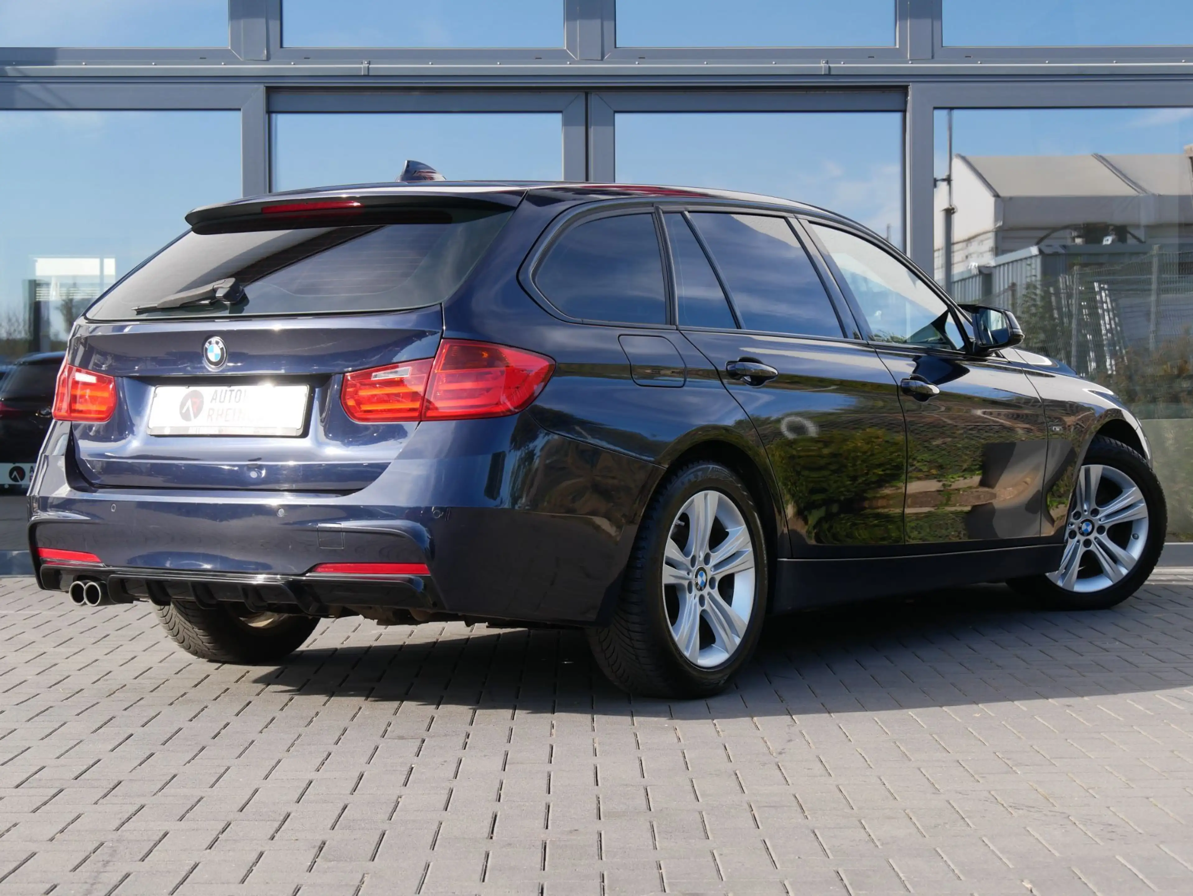 BMW 325 325 d Touring PANO*PDC*SHADOW — photo 14
