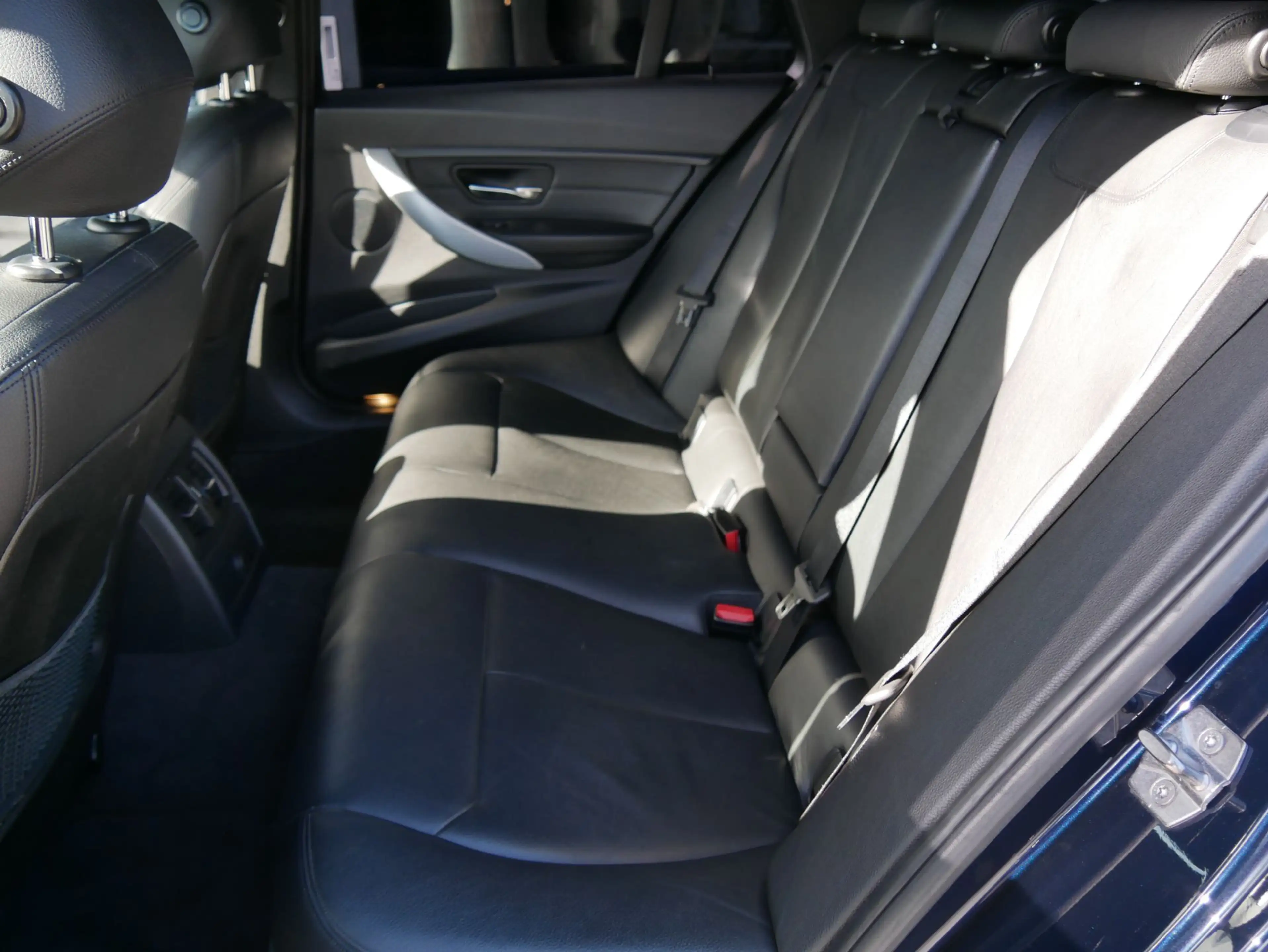 BMW 325 325 d Touring PANO*PDC*SHADOW — photo 13