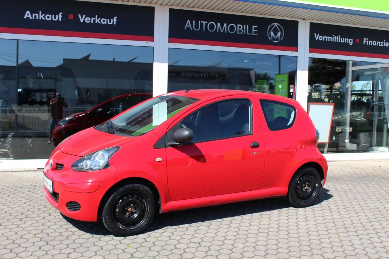 Toyota AYGO Basis,TÜV NEU, AHK. Rouge - 2