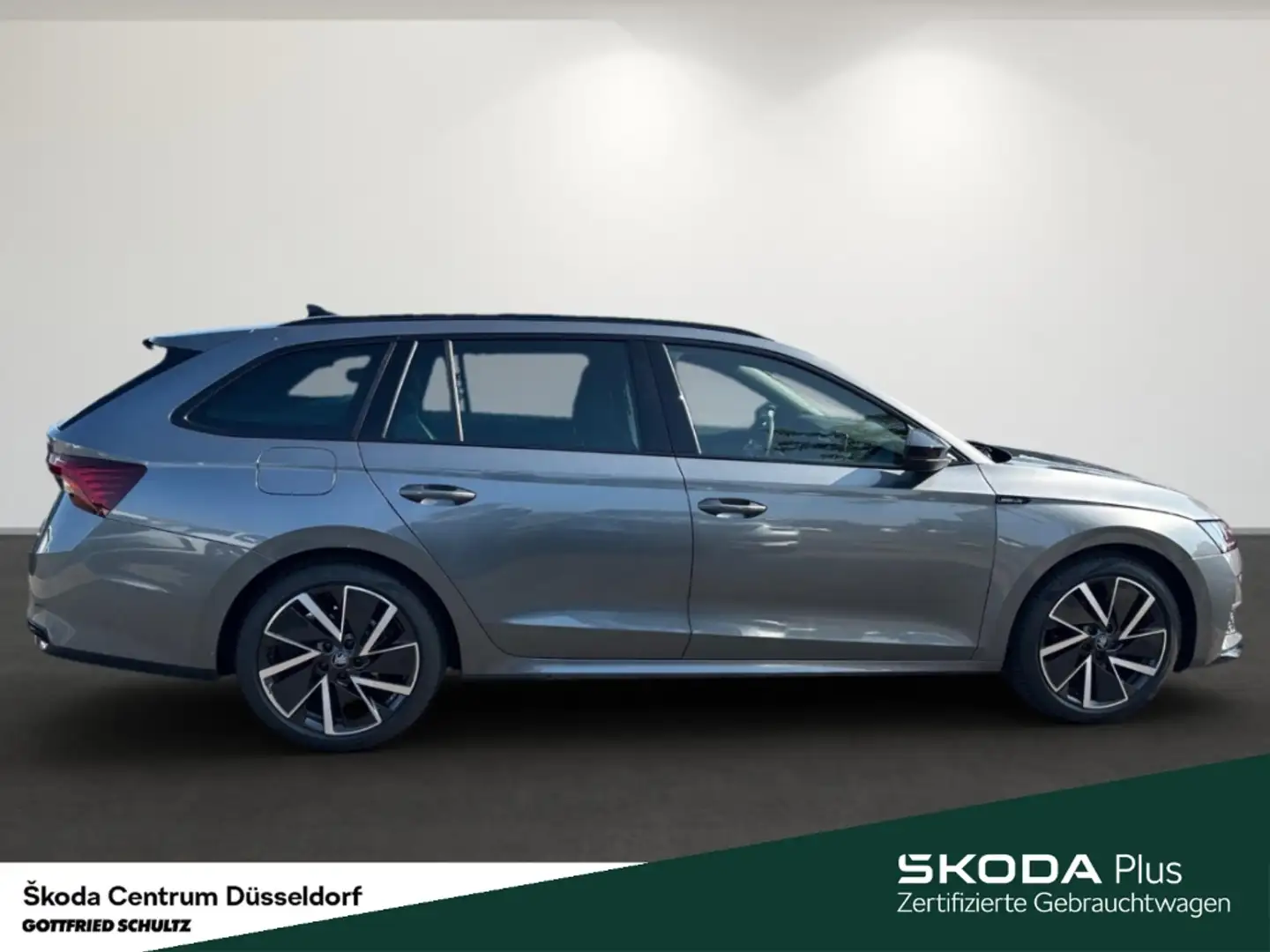Skoda Octavia COMBI 2.0 TDI DSG Sportline AHK LED-Scheinwerfer R Grau - 2
