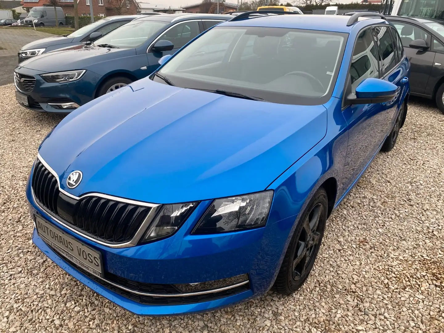 Skoda Octavia Combi Blau - 1