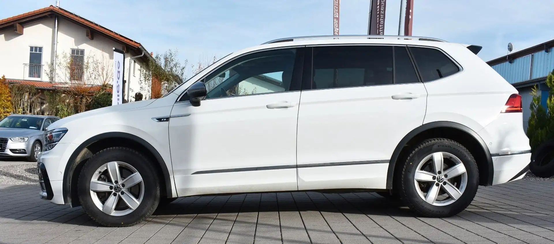 Volkswagen Tiguan Allspace Highline 4Motion Blanc - 1