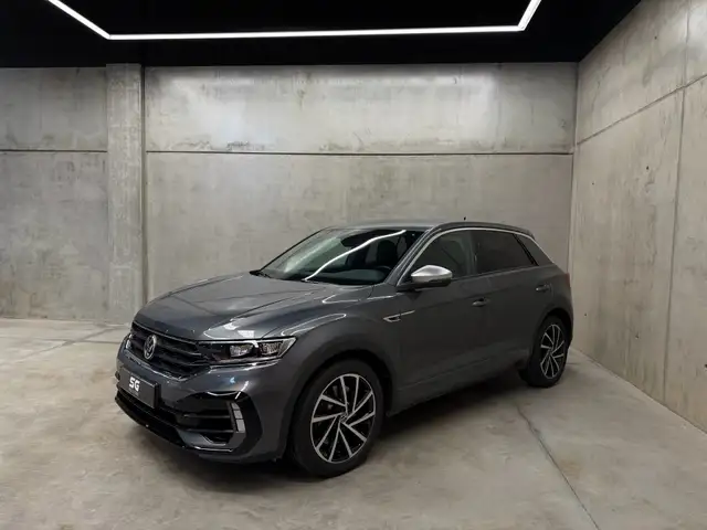 Volkswagen T-Roc view 4