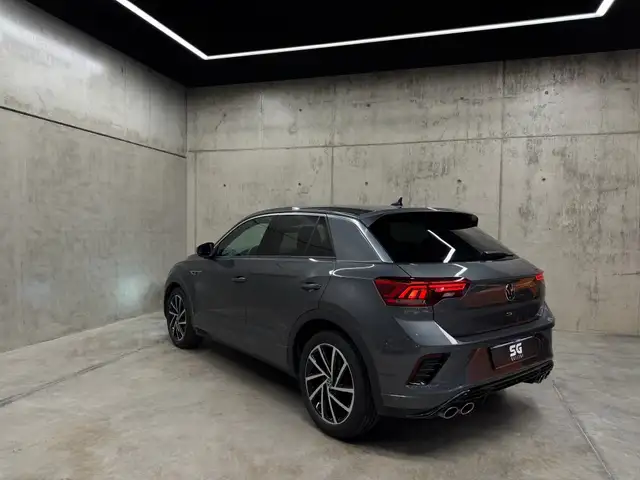 Volkswagen T-Roc view 6