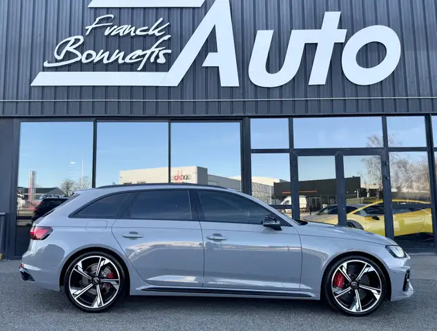 Audi RS4 2.9 TFSI 450 Ch Quattro / Toit ouvrant / Bang \u0026 Olufsen / Sièges RS
