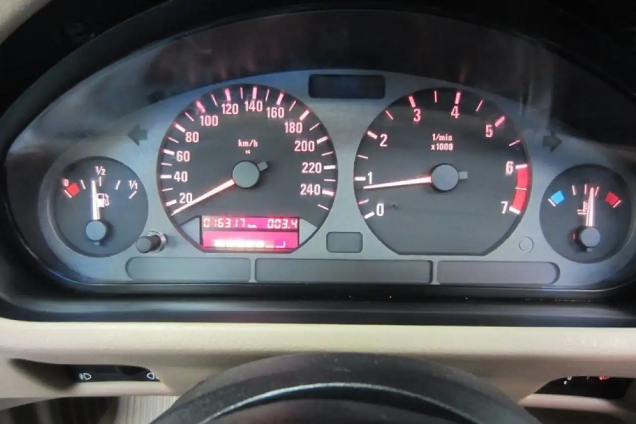 BMW Z3 1.8i, foto 12