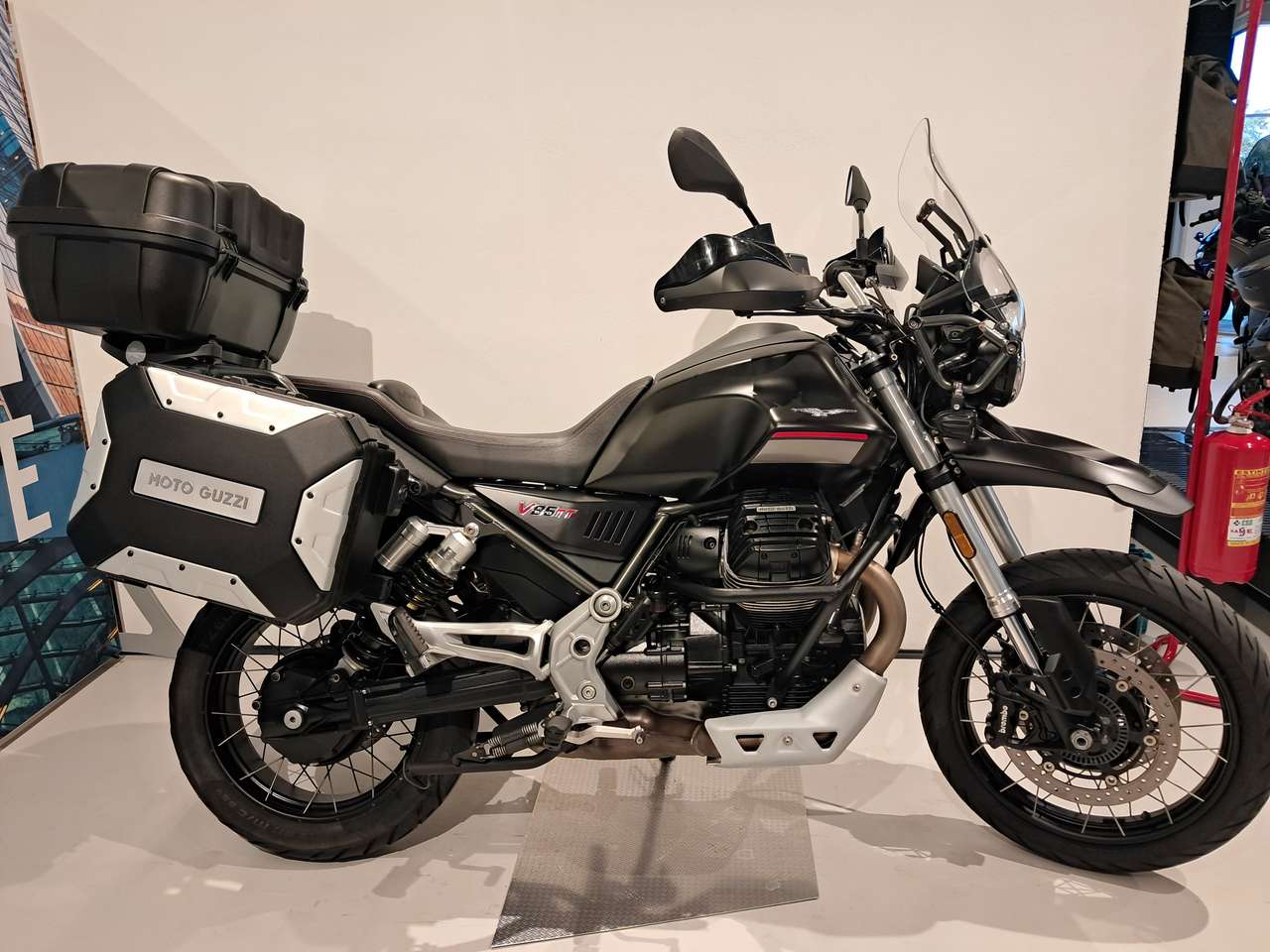Moto Guzzi V 85 TT
