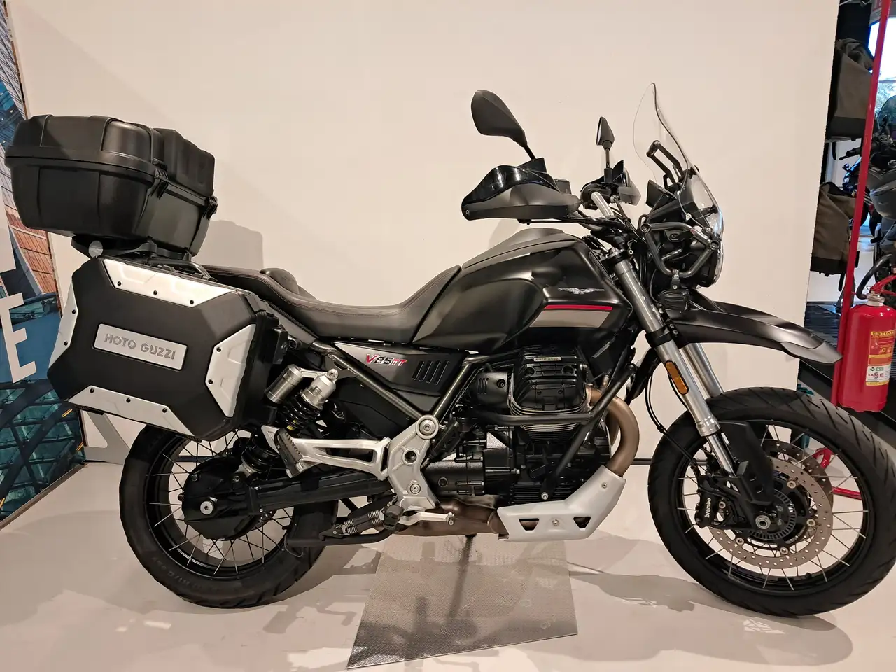 Moto Guzzi V 85 TT