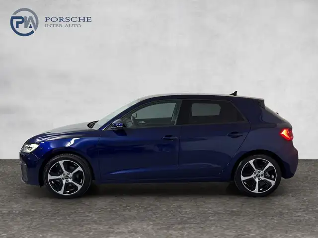 Audi A1 view 3