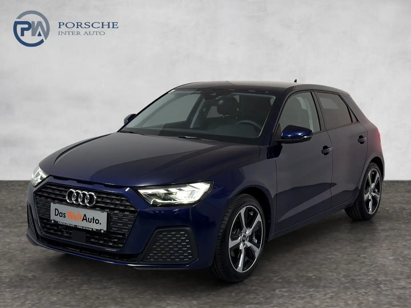 Audi A1 30 TFSI intense Blau - 1