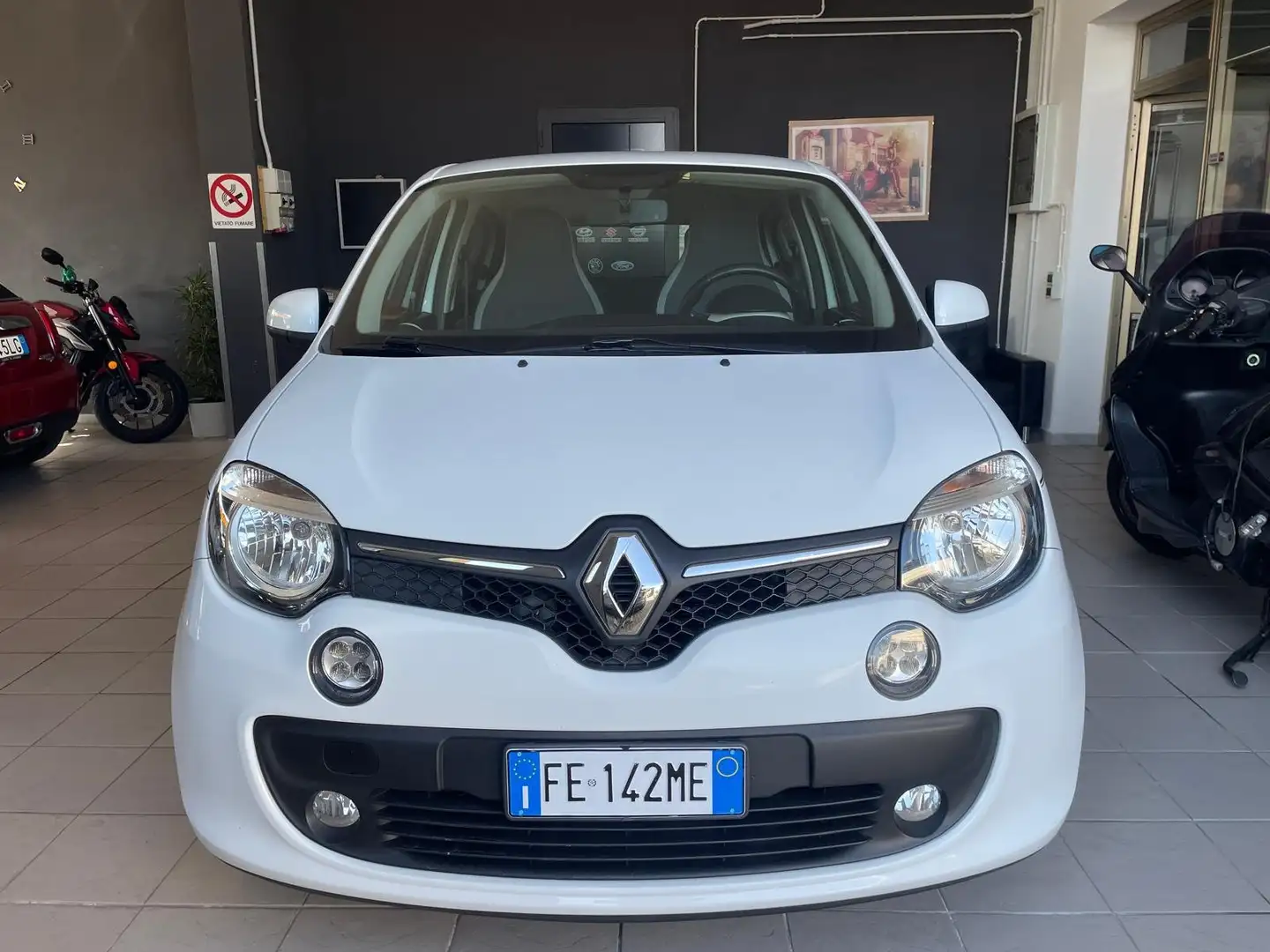 Renault Twingo Twingo 1.0 sce Lovely 15(Lovely) S Wit - 2