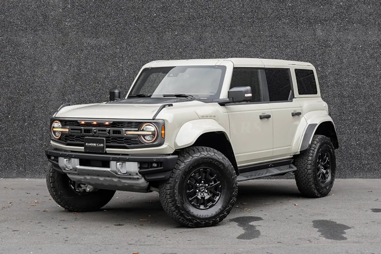 Ford Bronco 2025 Raptor € 99500 +58P B&O® SOUND SYSTEM Beige - 1