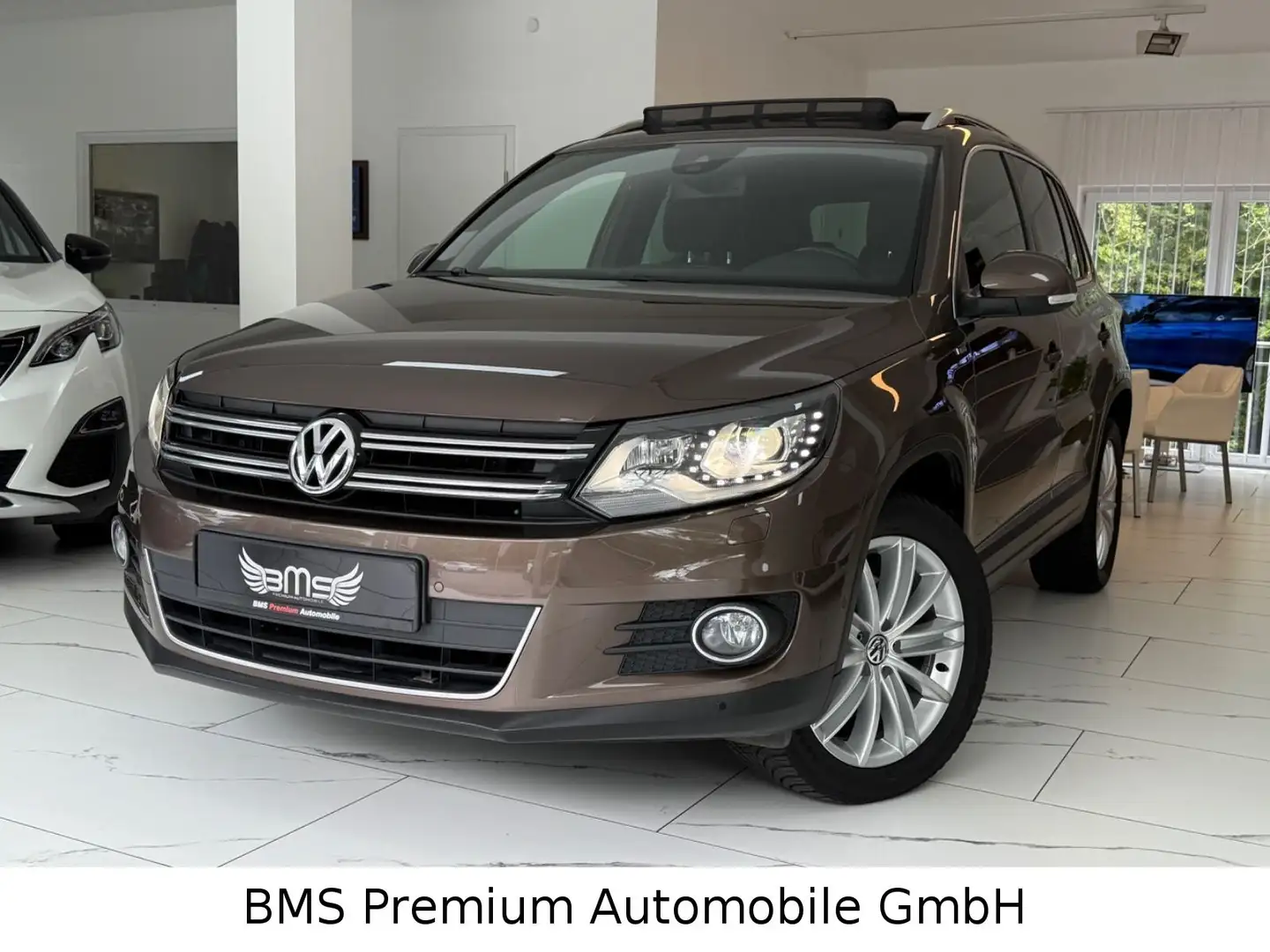 Volkswagen Tiguan Life 4Motion.Pano.Aut.Garantie bis 10.26 Braun - 1