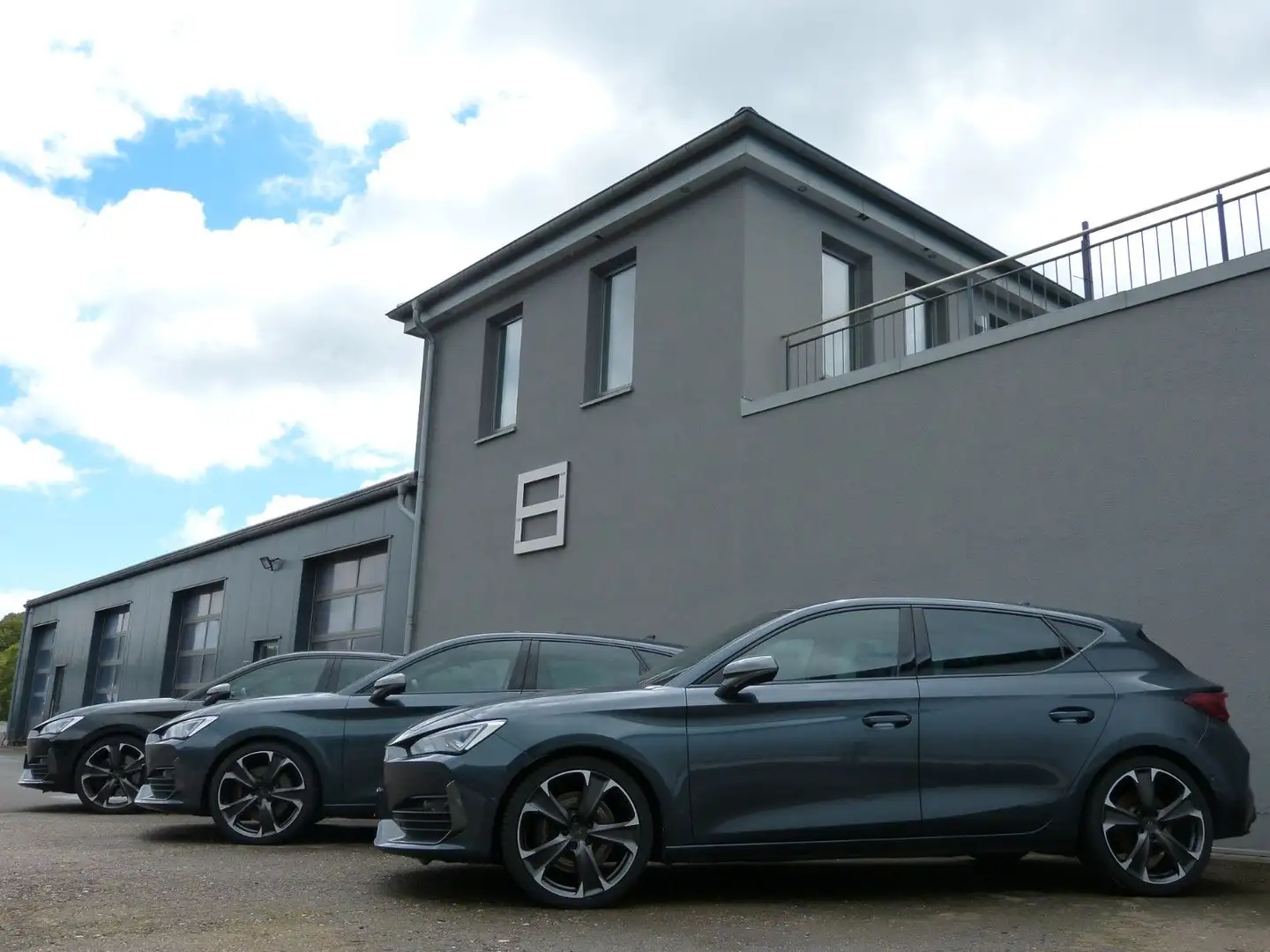 SEAT Ateca Xperience LED 360 Kamera Sitzheizung Klima Silber - 1
