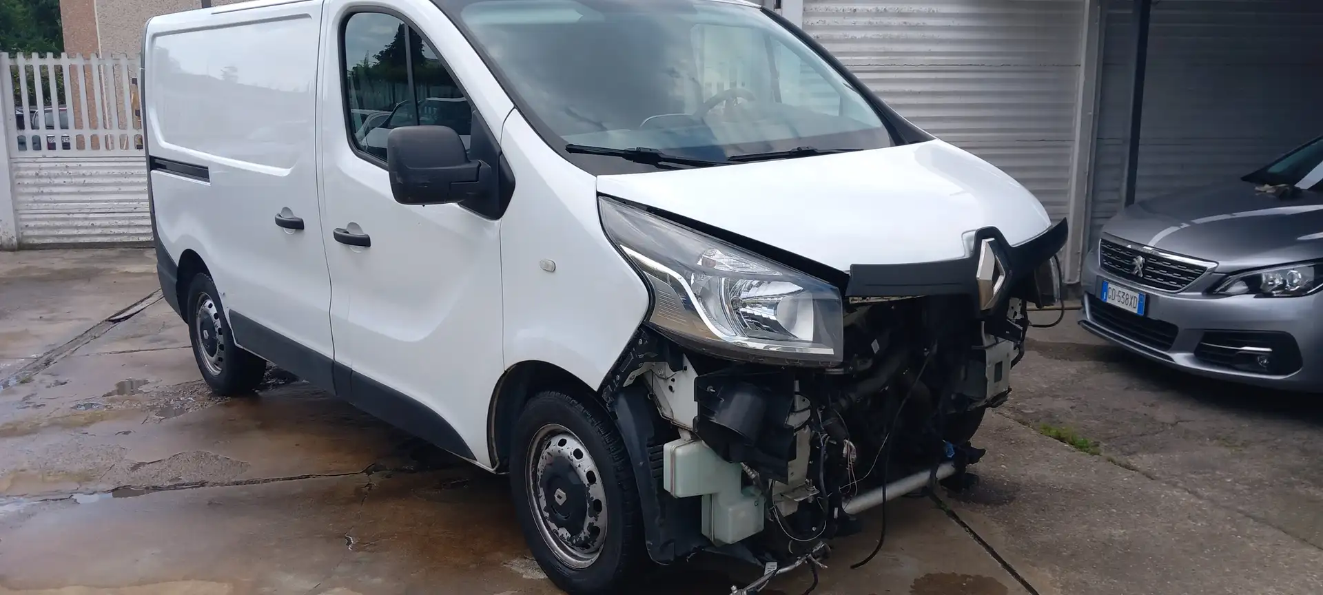 Renault Trafic 1.6 CV 125 E6 Weiß - 2