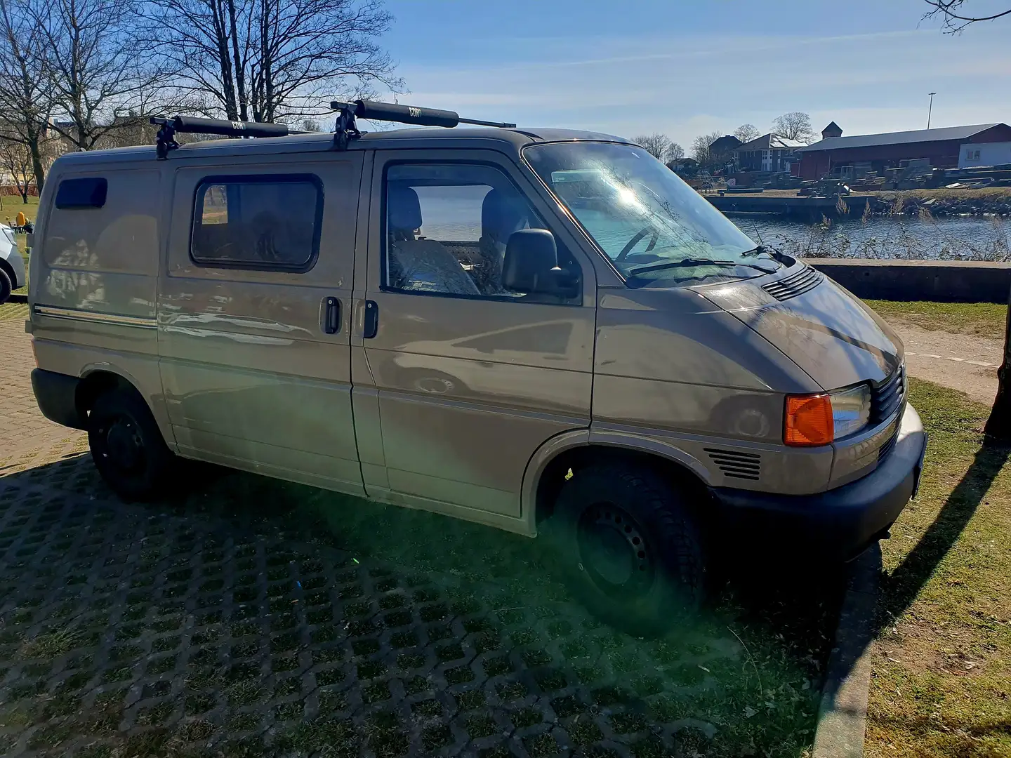 Volkswagen T4 T4*2,5TDI*TÜV*2027*Camper*Standheizung*Gasherd - 1