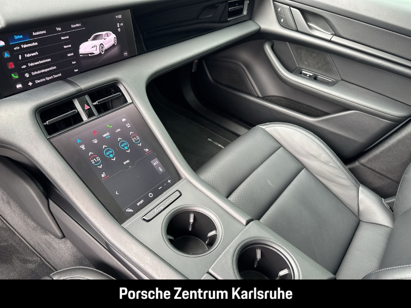 Porsche Taycan Sport Turismo Head-Up Luftfederung 92% — photo 13