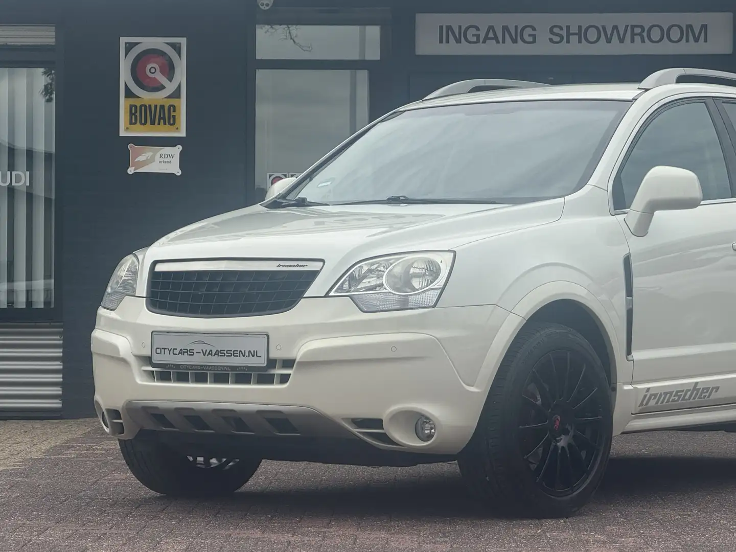 Opel Antara 2.4-16V Temptation Irmscher uitvoering 141 pk youn Blanc - 2