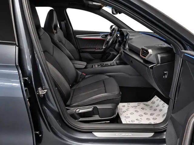 Cupra Leon view 5