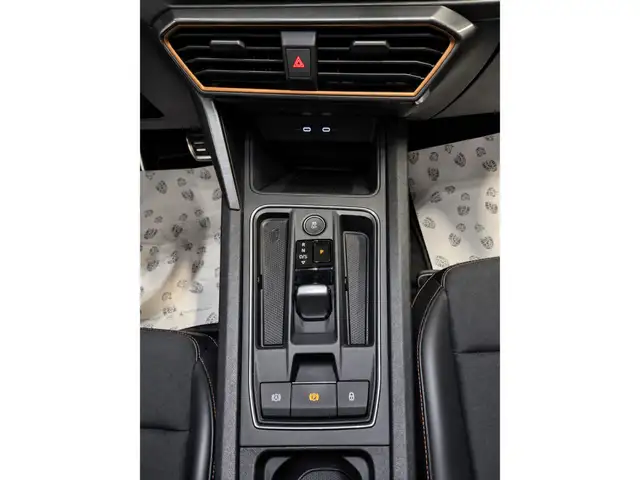 Cupra Leon view 10