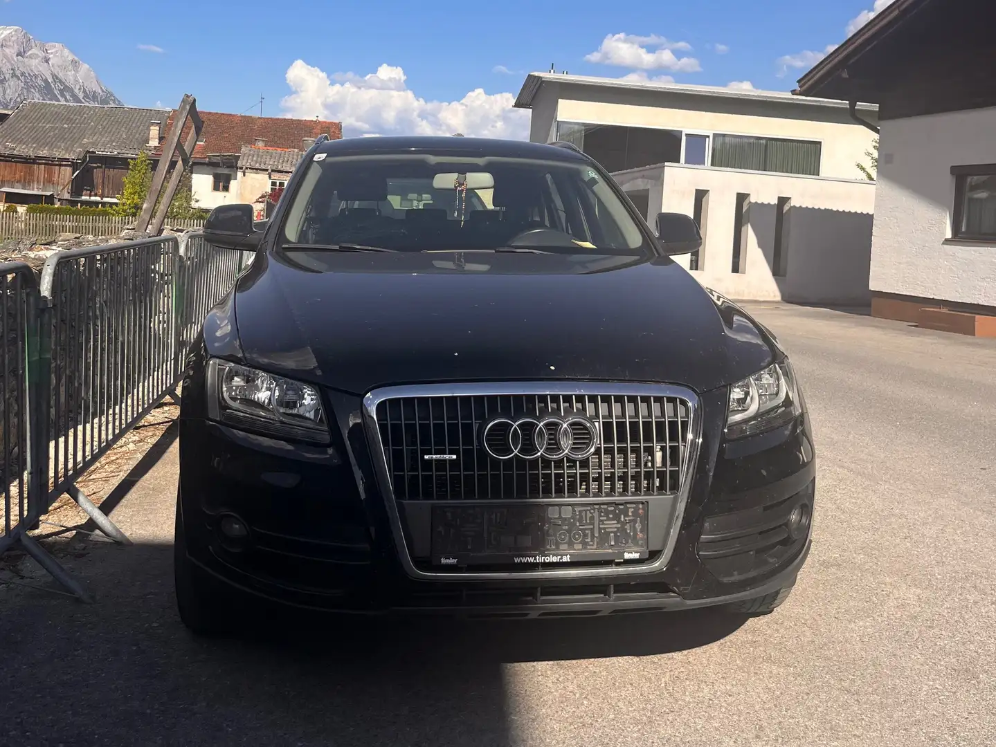 Audi Q5 2,0 TDI quattro DPF Schwarz - 2
