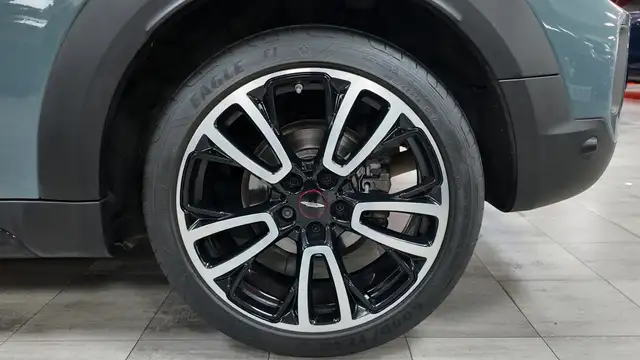 Mini Cooper Cooper view 14
