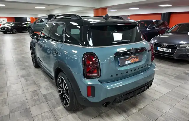 Mini Countryman view 4