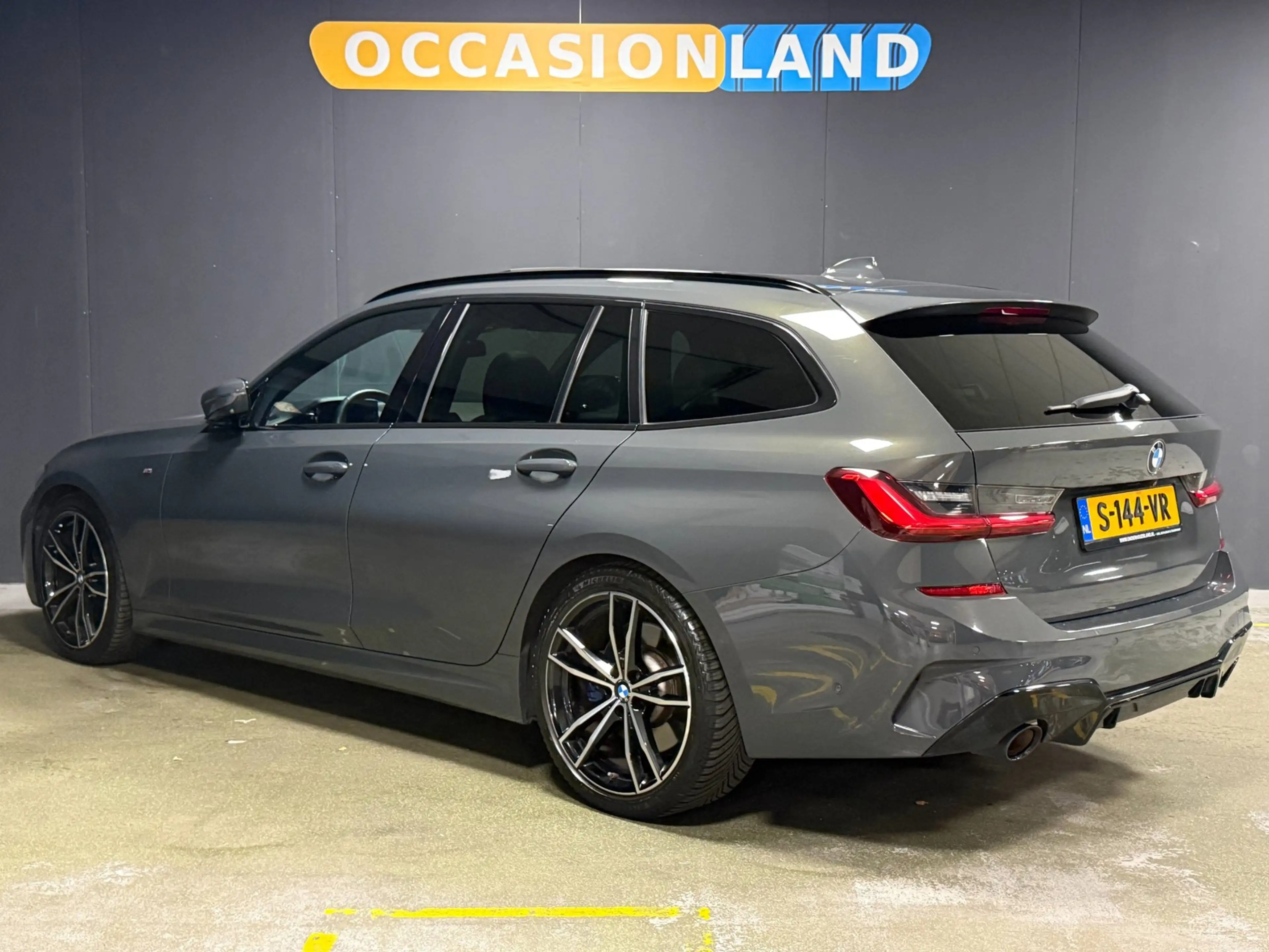 BMW 330 3-serie Touring 330i High Executive M-Sport|PANO|3 — photo 3