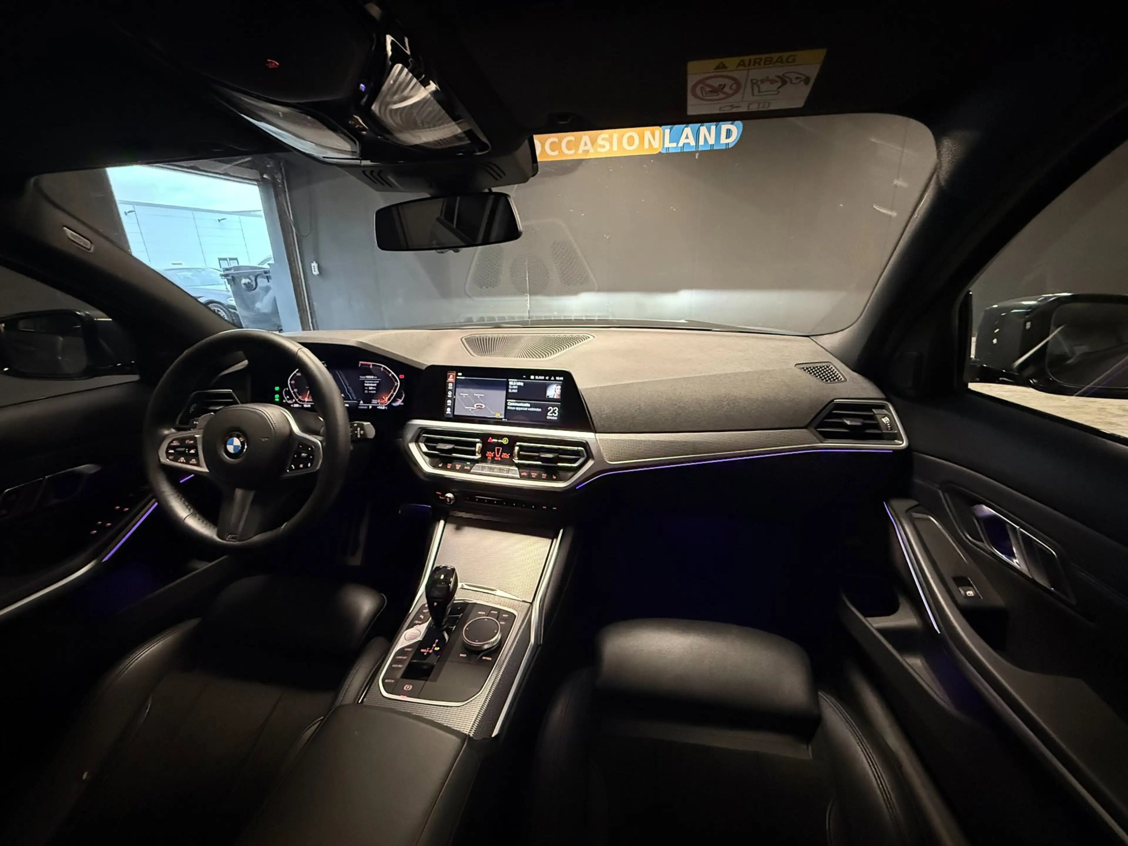 BMW 330 3-serie Touring 330i High Executive M-Sport|PANO|3 — photo 14