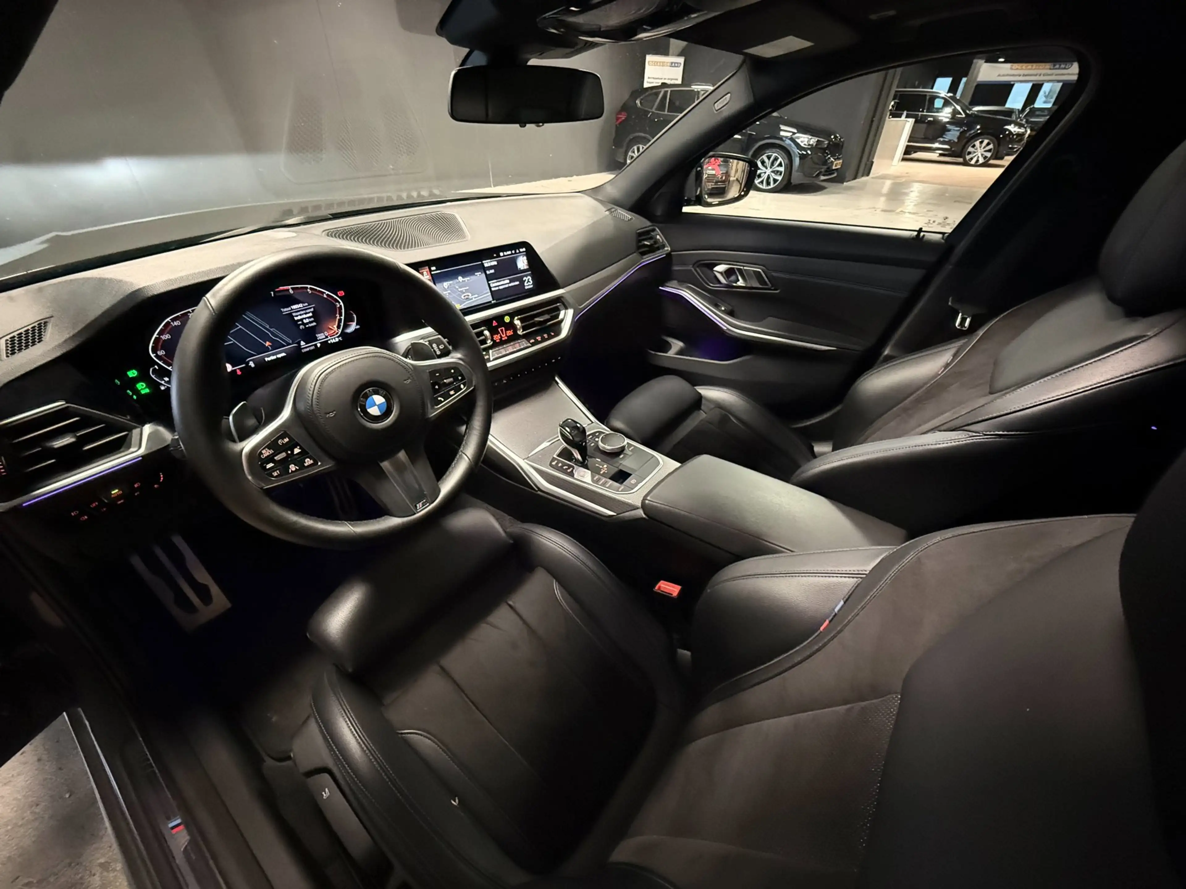 BMW 330 3-serie Touring 330i High Executive M-Sport|PANO|3 — photo 29