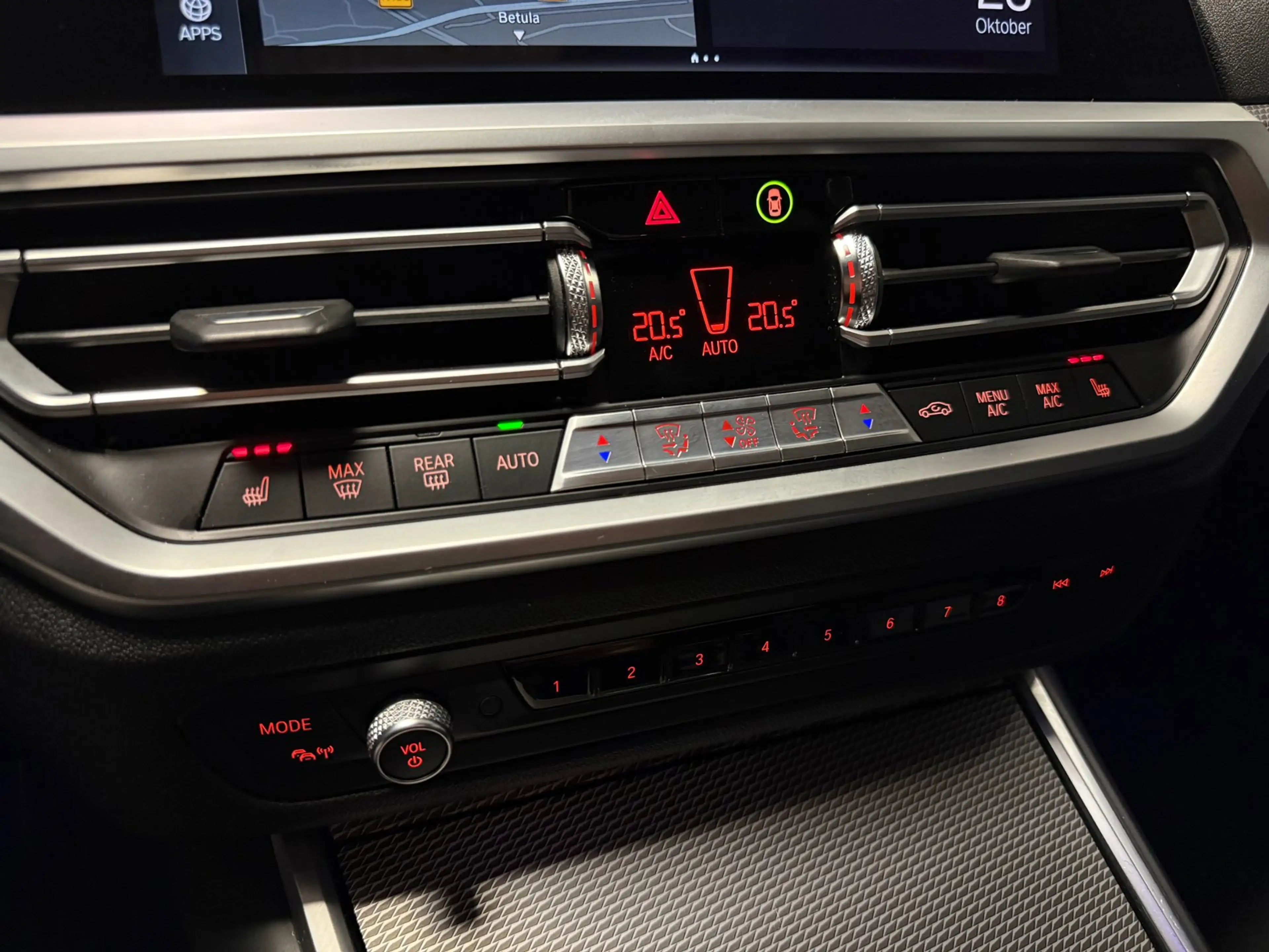 BMW 330 3-serie Touring 330i High Executive M-Sport|PANO|3 — photo 24