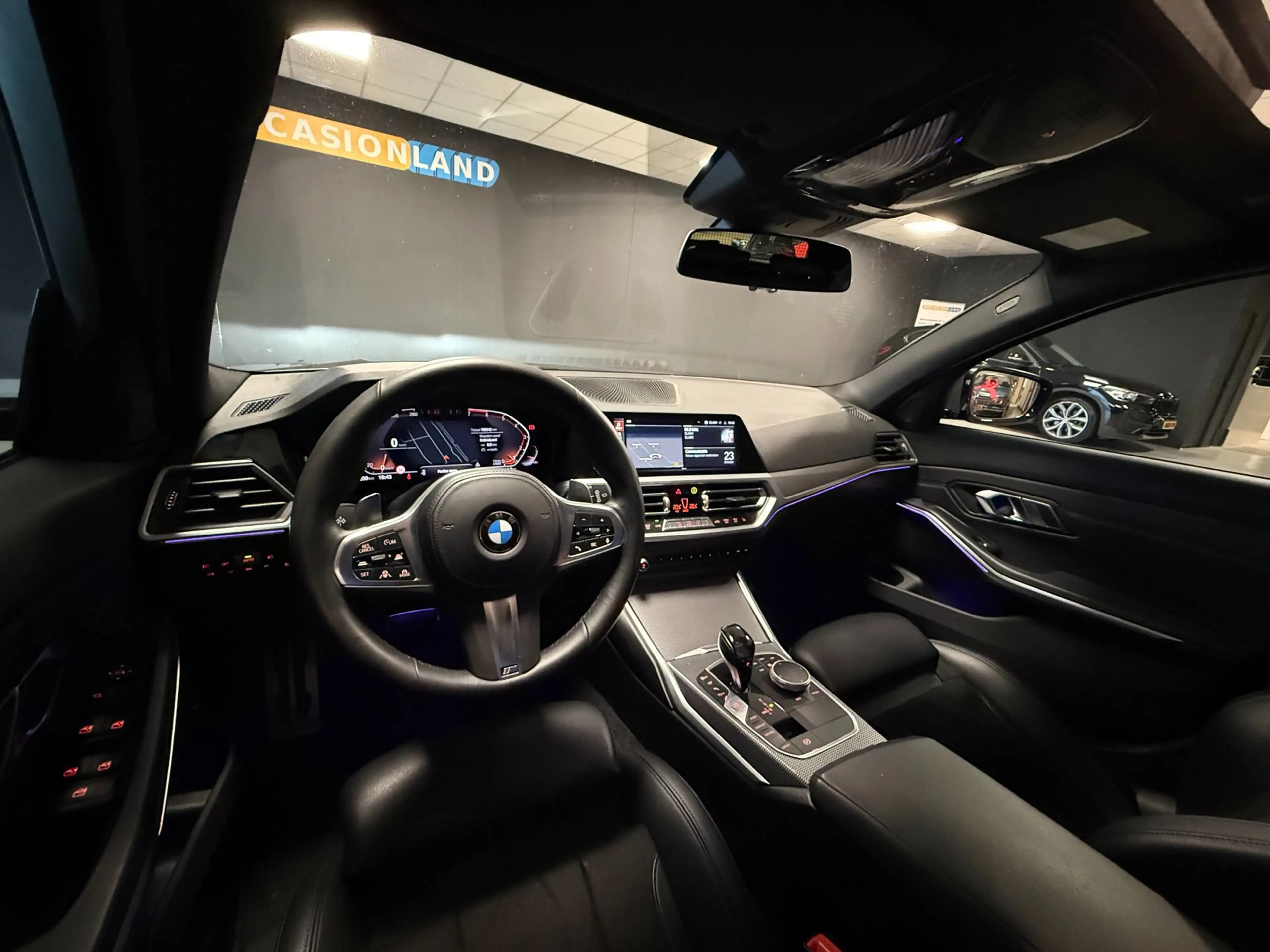 BMW 330 3-serie Touring 330i High Executive M-Sport|PANO|3 — photo 11