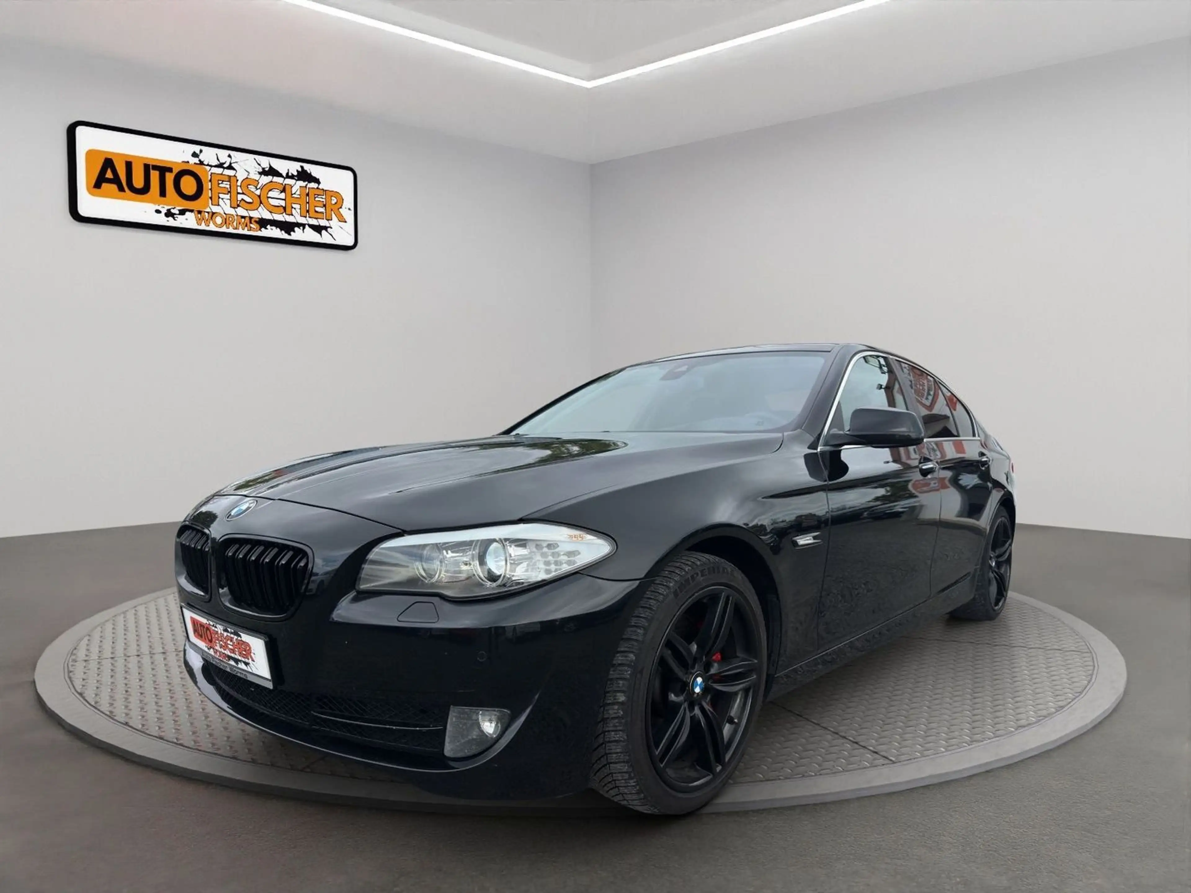BMW 530 d xDrive — photo 3