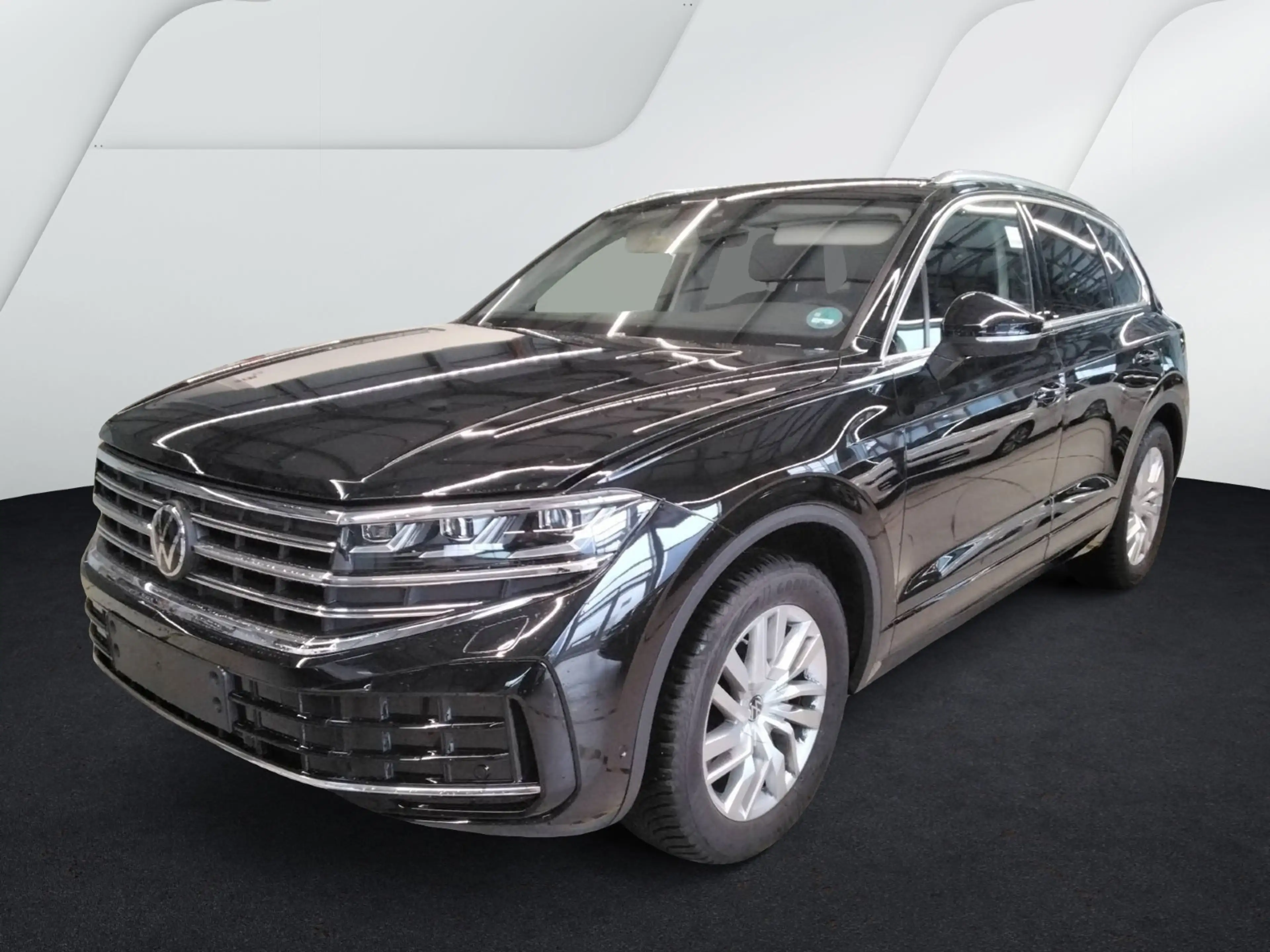 Volkswagen Touareg Elegance 3.0TDI +AHK+LUFT+KAMERA+ASSISTS — photo 2