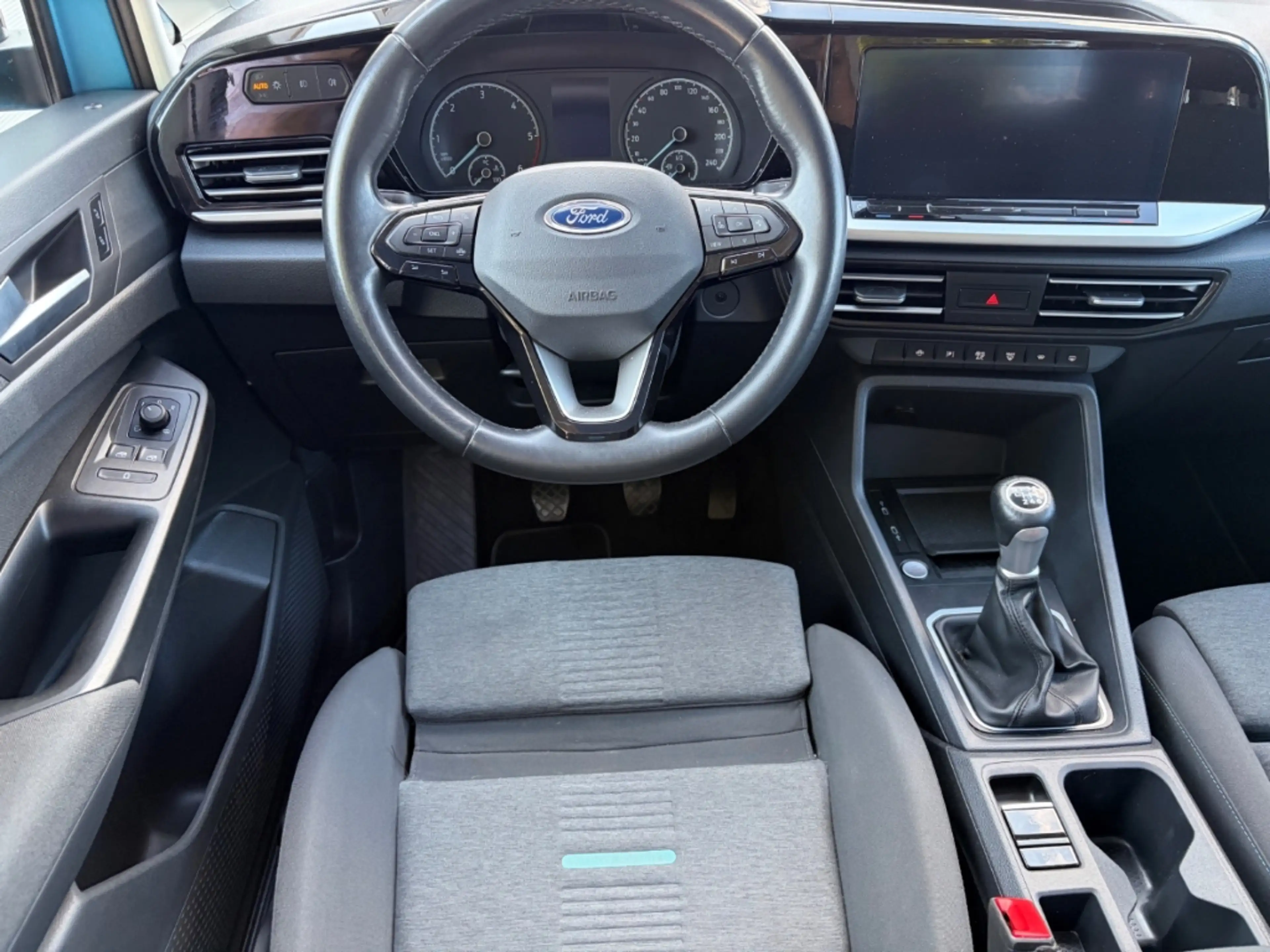 Ford Grand Tourneo 2.0 EcoBlue Active 7-Sitze LED Panoramadach — photo 10