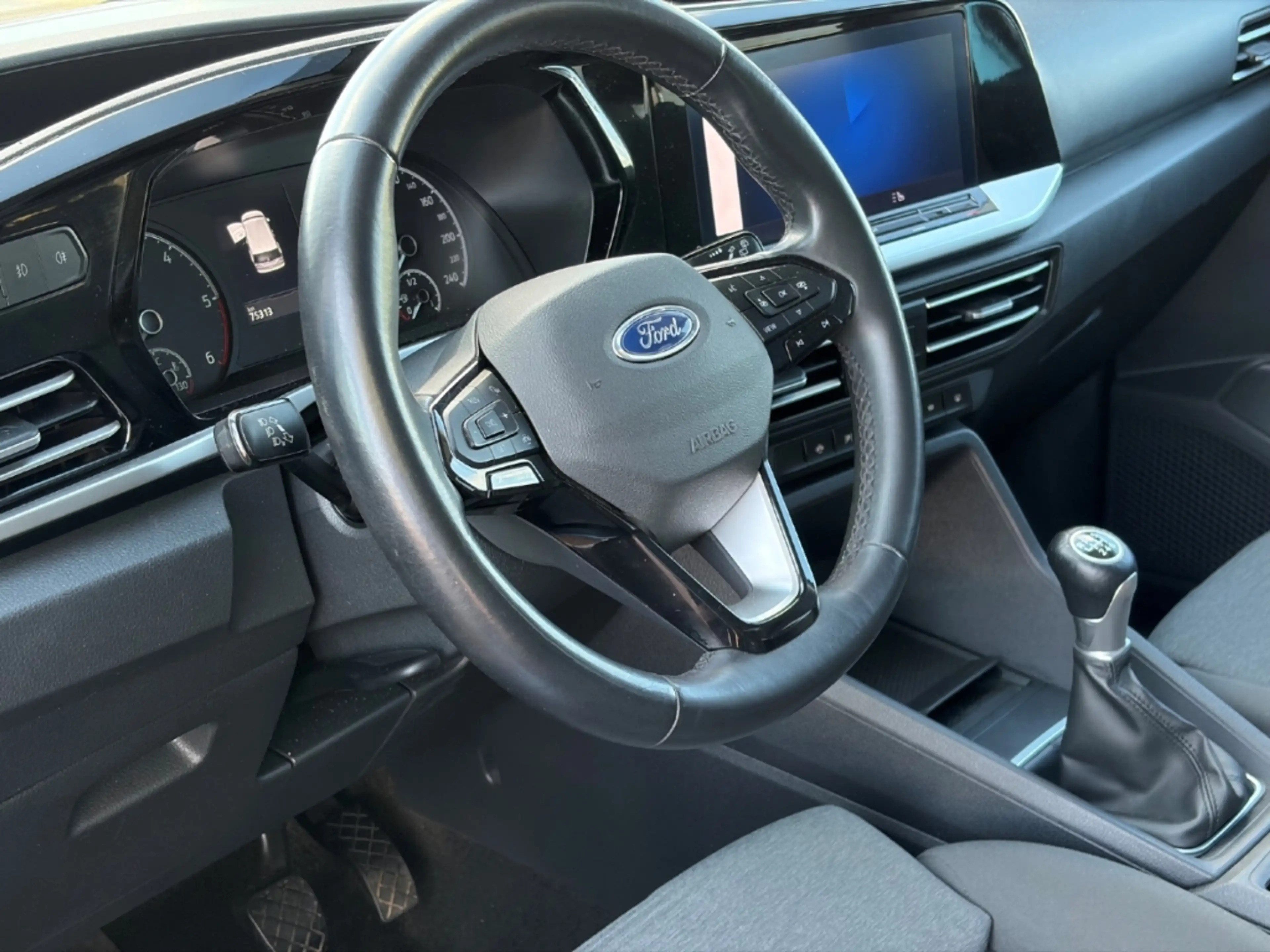 Ford Grand Tourneo 2.0 EcoBlue Active 7-Sitze LED Panoramadach — photo 8