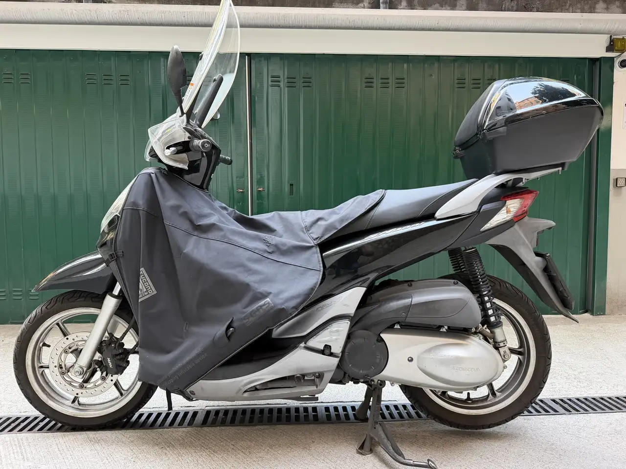 Honda SH 300