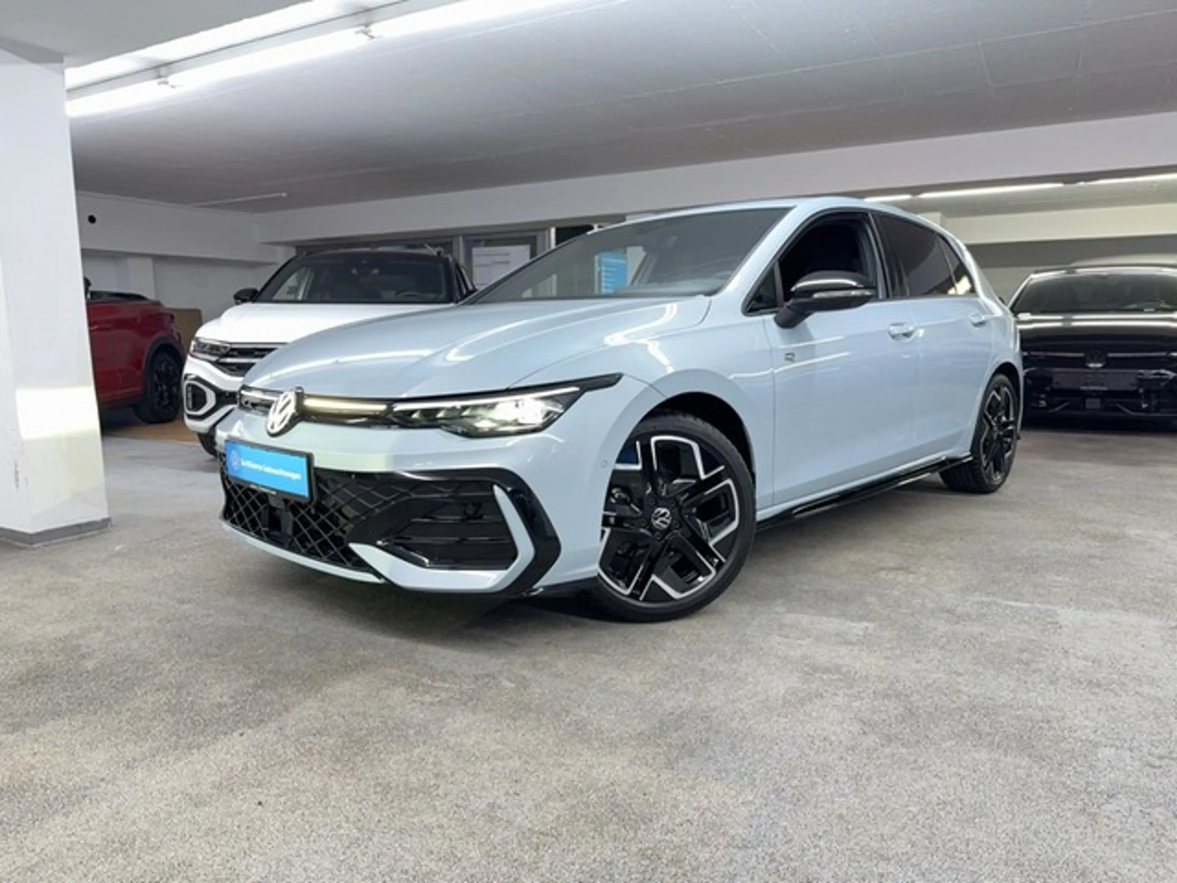 Volkswagen Golf R -Line 1.5 eTSI DSG LED Matrix+NAVI+HUD+ACC