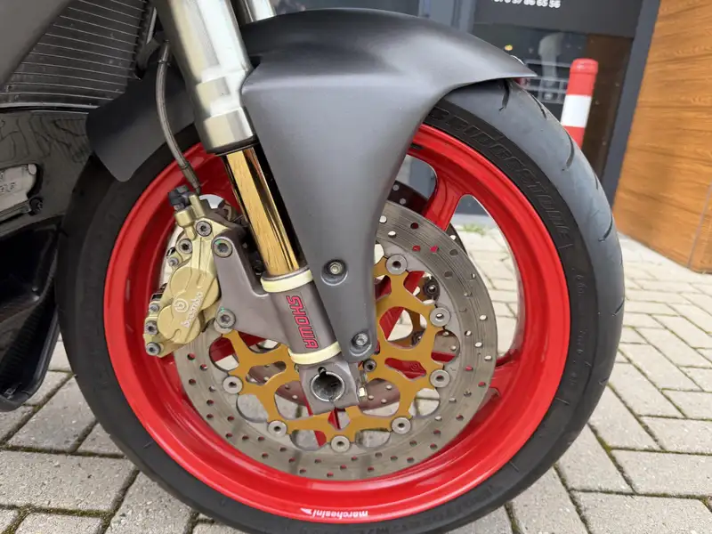 Ducati 748 - foto 5