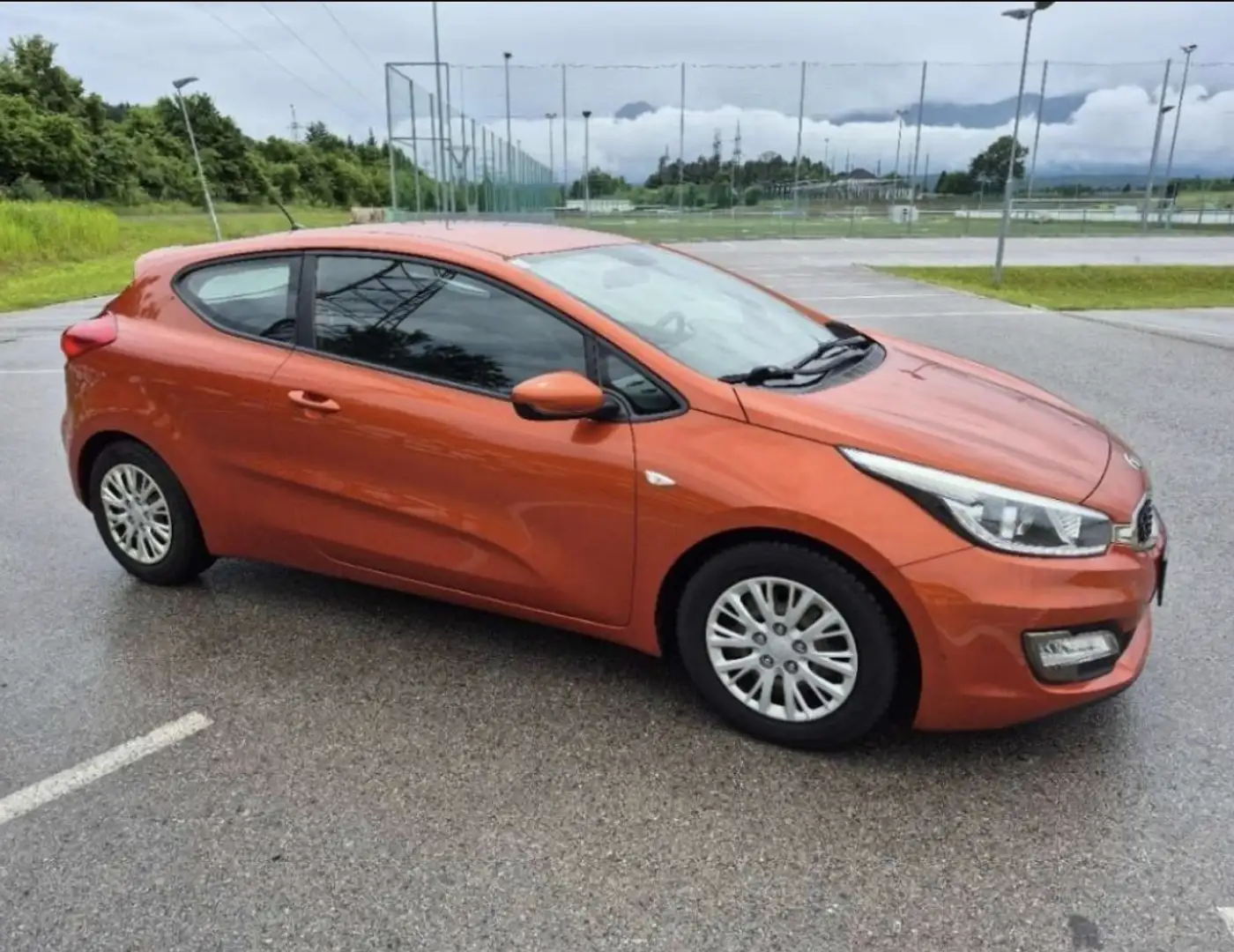 Kia ProCeed / pro_cee'd pro cee'd 1,6 CRDi Cool - 2