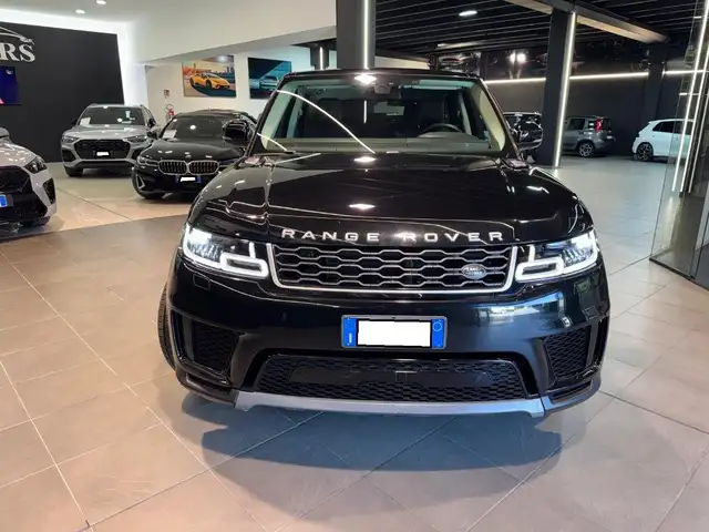 Land Rover Range Rover Sport view 2